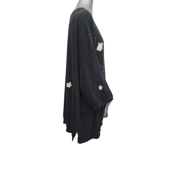 Magnolia Pearl Oversized Shirt Top Black Tunic Moon Stars Applique OS - Picture 4 of 9